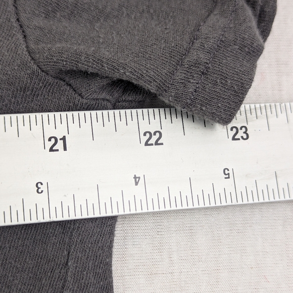 the Rolling Stones 9 Multi colored Tongues Grey Tee Size Medium - Picture 3 of 5